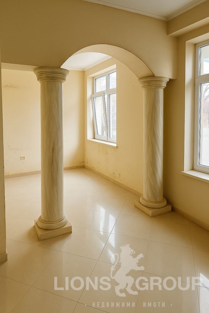 Na sprzedaż  Dom Warna , Winica , 400 mkw | 27644755 - obraz [4]