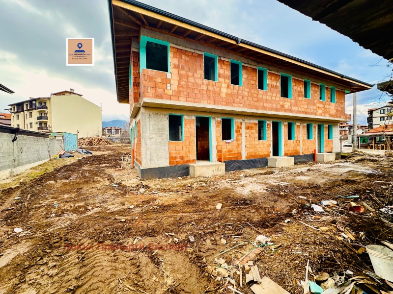 Продава КЪЩА, гр. Банско, област Благоевград, снимка 2 - Къщи - 52985093