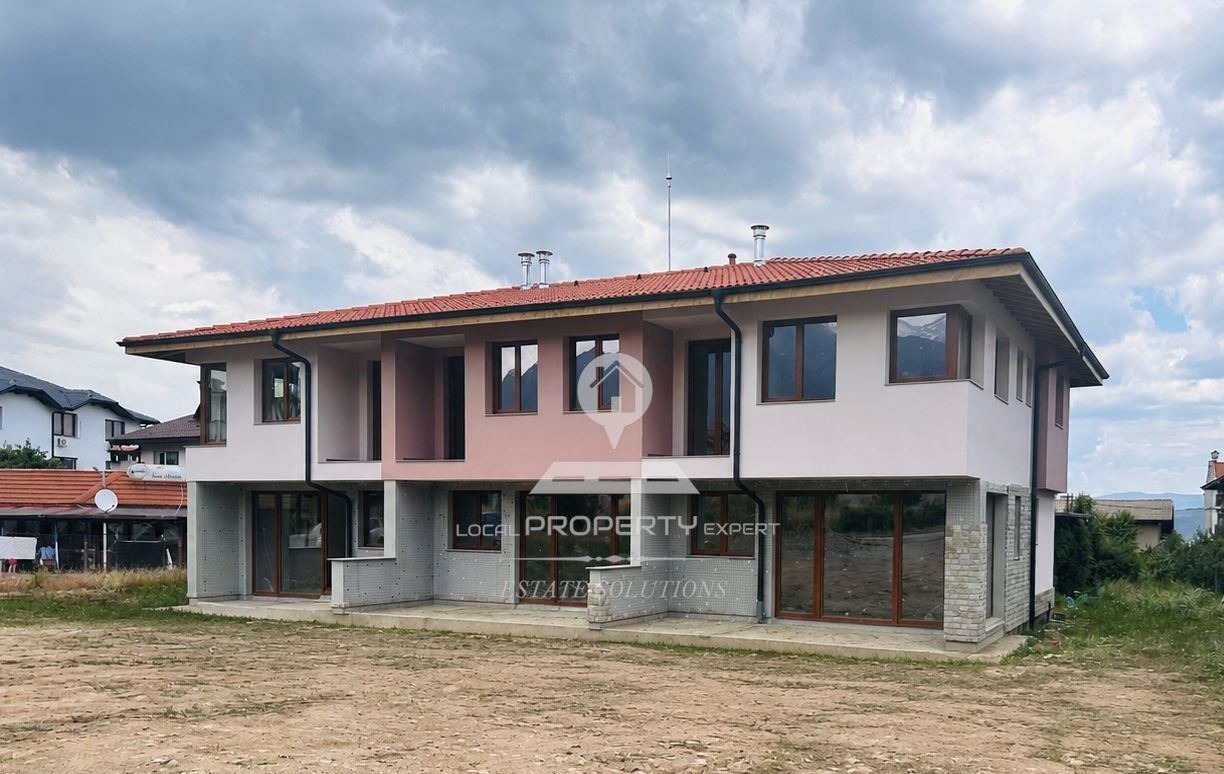 Продава КЪЩА, гр. Банско, област Благоевград
