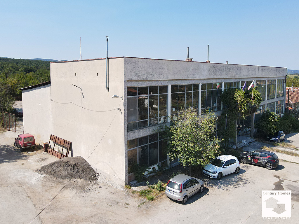 Продава ПРОМ. ПОМЕЩЕНИЕ, с. Велчево, област Велико Търново, снимка 2 - Производствени сгради - 55824992