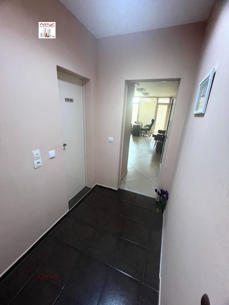 Продава  1-стаен град Бургас , Център , 46 кв.м | 78568298 - изображение [2]