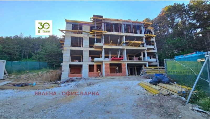 Na sprzedaż  2 sypialnie Warna , Winica , 82 mkw | 47047987 - obraz [2]