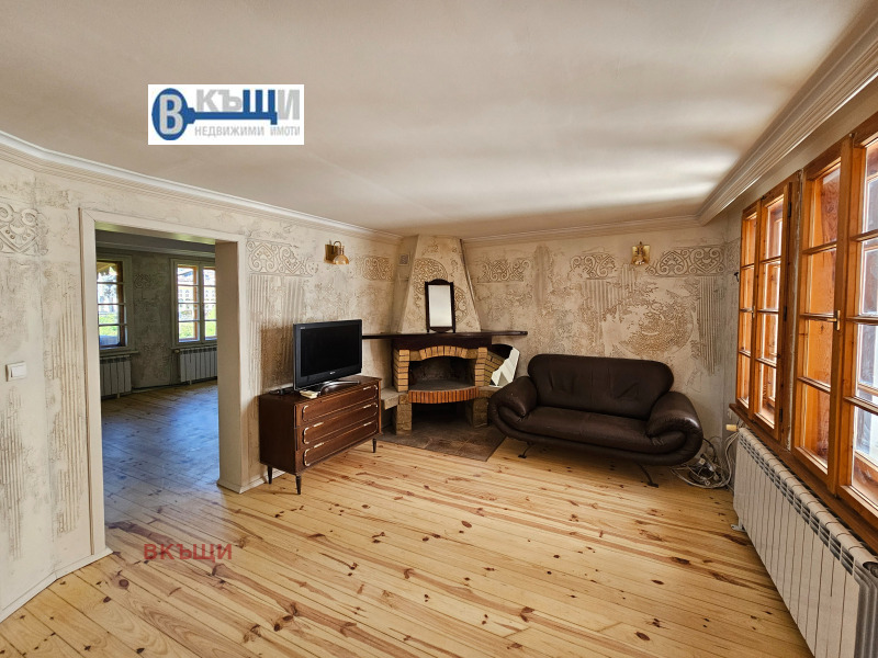 Продава  Къща, град Велико Търново, Център •  270 000 EUR • ID 31316175 — holmes.bg - [1] 