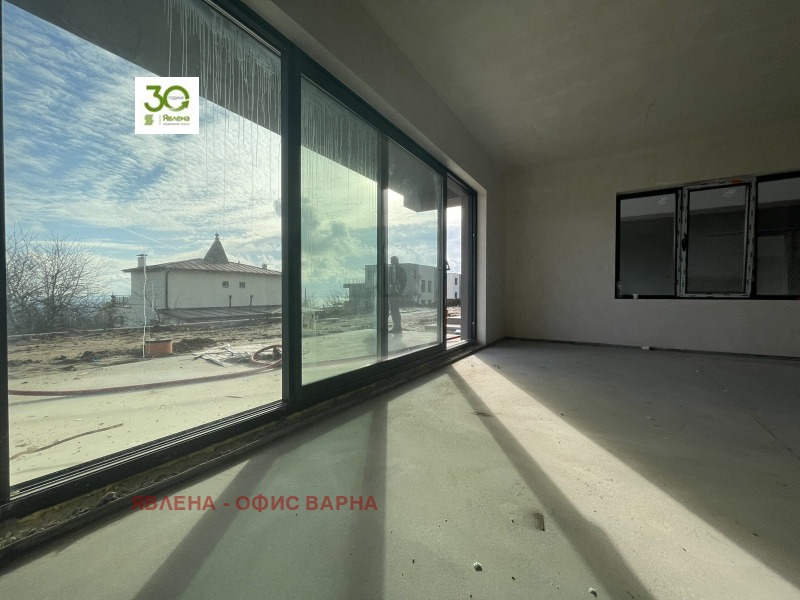 Продава КЪЩА, гр. Варна, Галата, снимка 3 - Къщи - 52662947