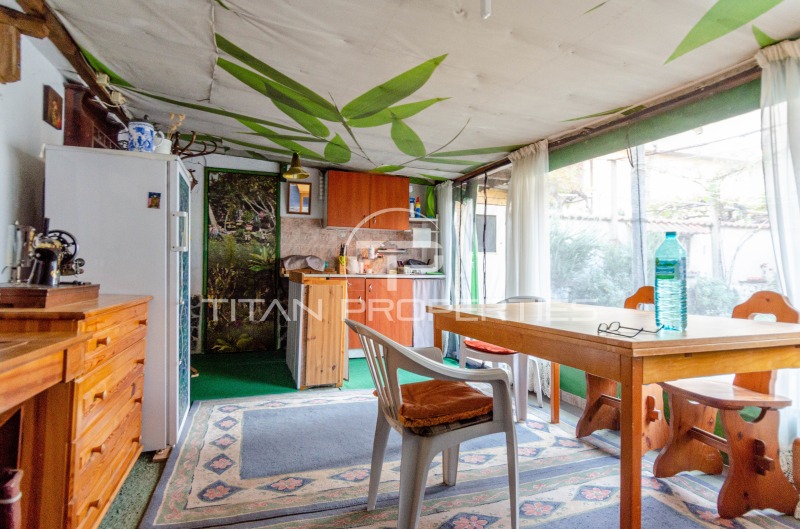 Продава КЪЩА, гр. Пловдив, Кючук Париж, снимка 12 - Къщи - 53452172