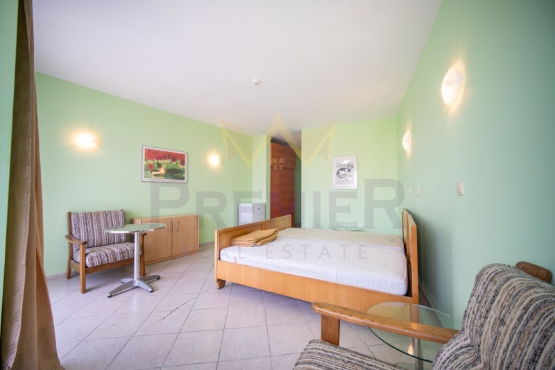 Продава ХОТЕЛ, с. Кранево, област Добрич, снимка 8 - Хотели - 52302139