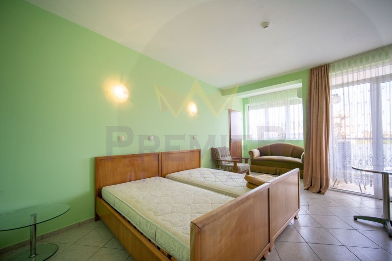 Продава ХОТЕЛ, с. Кранево, област Добрич, снимка 5 - Хотели - 52302139