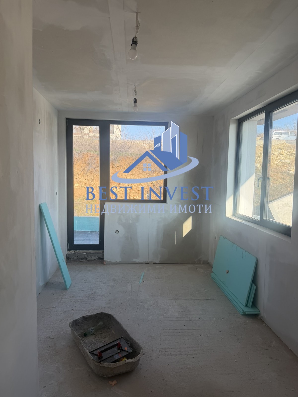 Продава АТЕЛИЕ, ТАВАН, гр. Благоевград, Баларбаши, снимка 2 - Апартаменти - 53678862