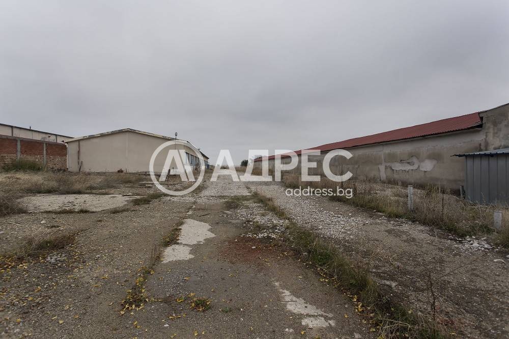 Продава СКЛАД, с. Хераково, област София област, снимка 2 - Складове - 54912094