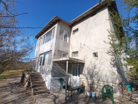 Dům Obročište, oblast Dobrich 2
