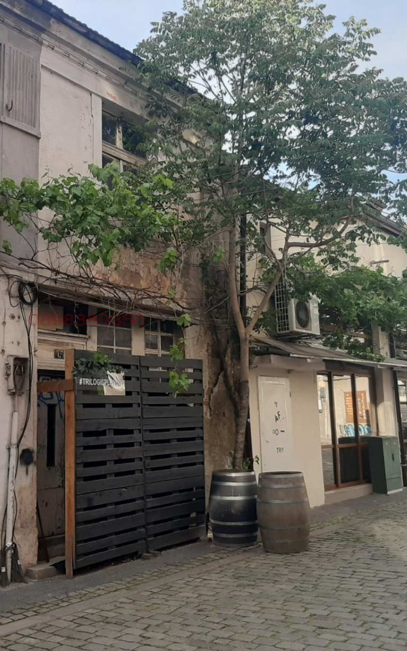 Продава КЪЩА, гр. Пловдив, Център, снимка 2 - Къщи - 53594917