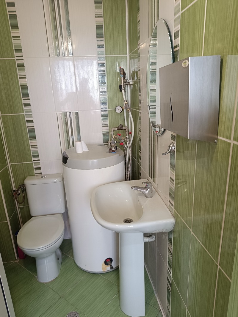 Продава  Къща област Добрич , гр. Генерал Тошево , 300 кв.м | 41614979 - изображение [7]