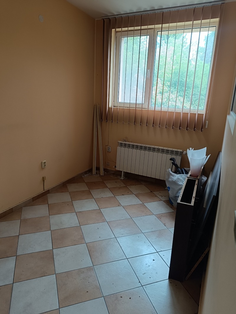 Продава  Къща област Добрич , гр. Генерал Тошево , 300 кв.м | 41614979 - изображение [12]