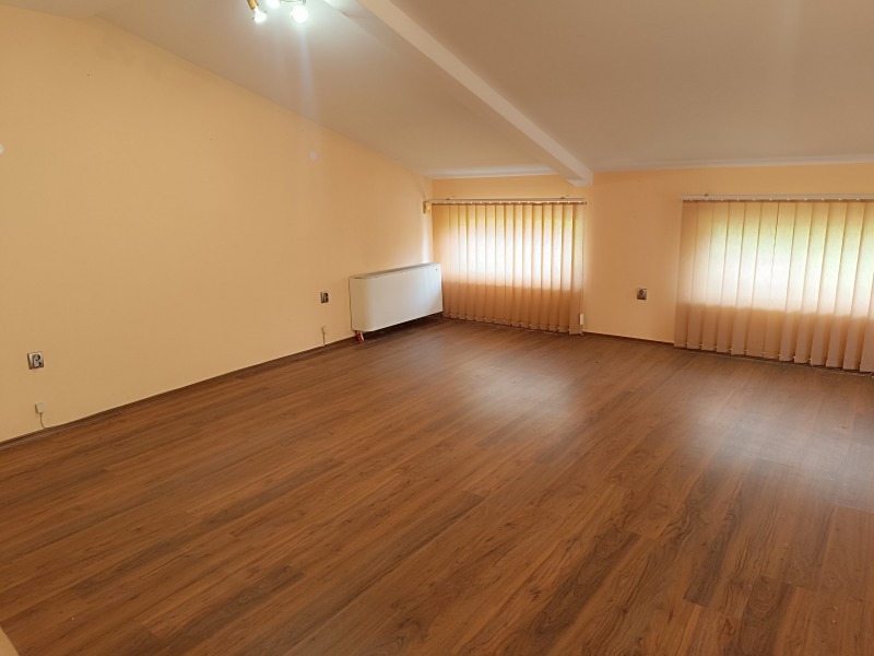 Продава  Къща област Добрич , гр. Генерал Тошево , 300 кв.м | 41614979 - изображение [15]