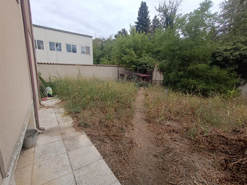Продава  Къща област Добрич , гр. Генерал Тошево , 300 кв.м | 41614979 - изображение [4]