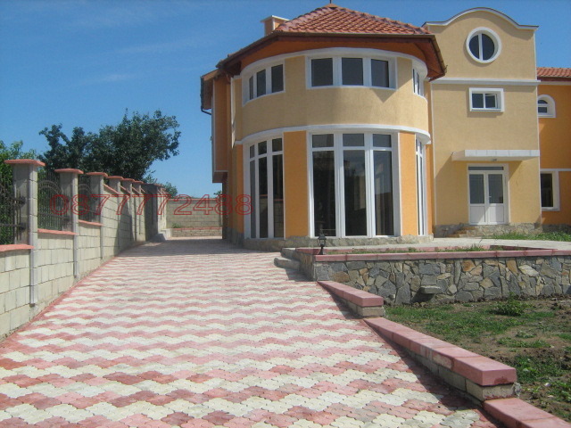 Продава КЪЩА, гр. Варна, м-т Салтанат, снимка 2 - Къщи - 52782971