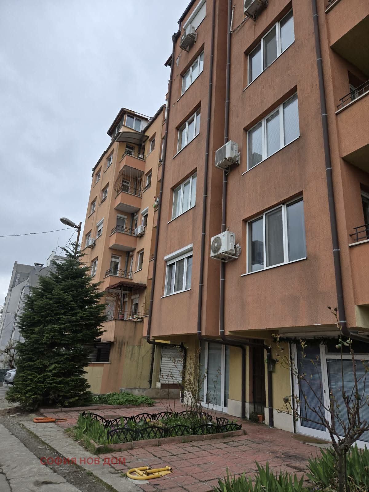 Продава 3-СТАЕН, гр. София, Редута