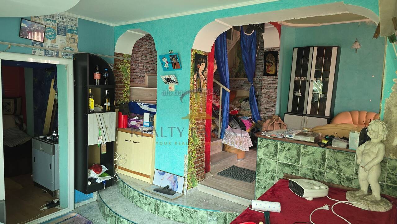 Продава КЪЩА, гр. Перник, Център, снимка 11 - Къщи - 53790571