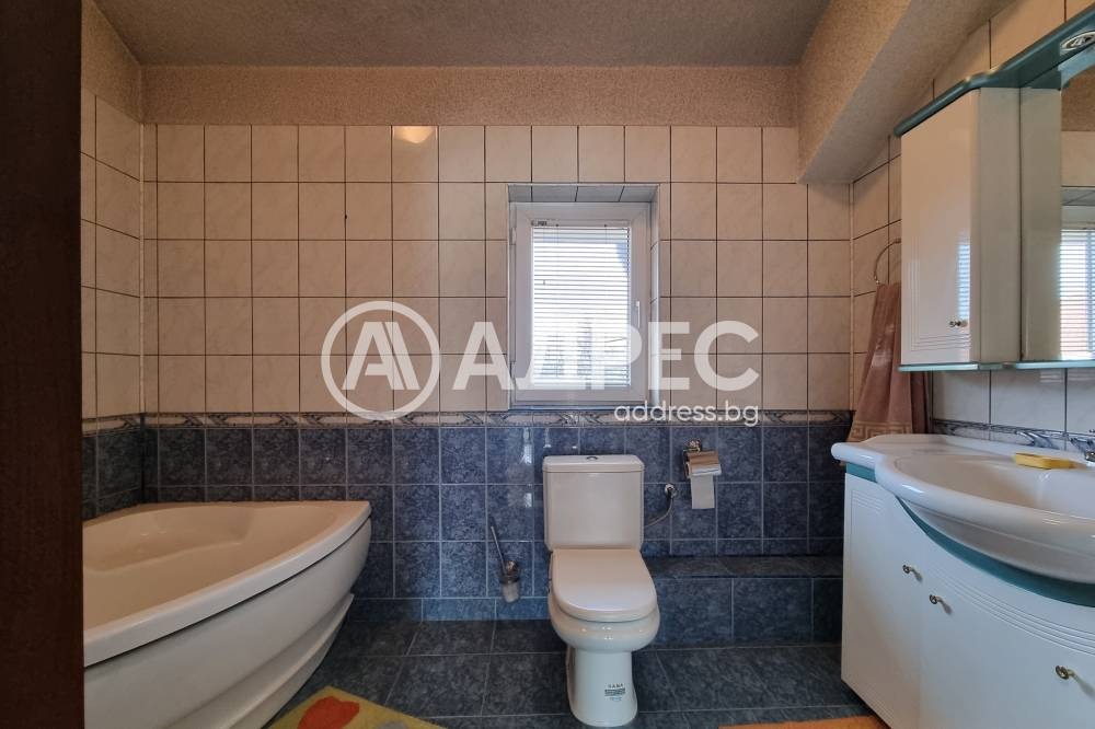 Продава КЪЩА, гр. София, Надежда 1, снимка 16 - Къщи - 54252169