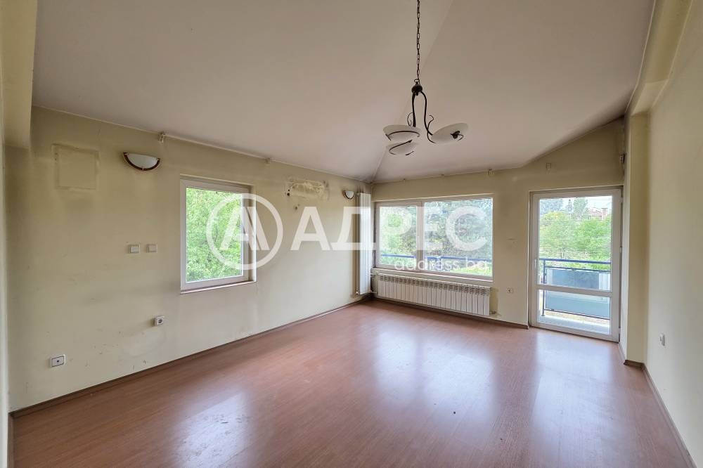 Продава КЪЩА, гр. София, Надежда 1, снимка 12 - Къщи - 54252169