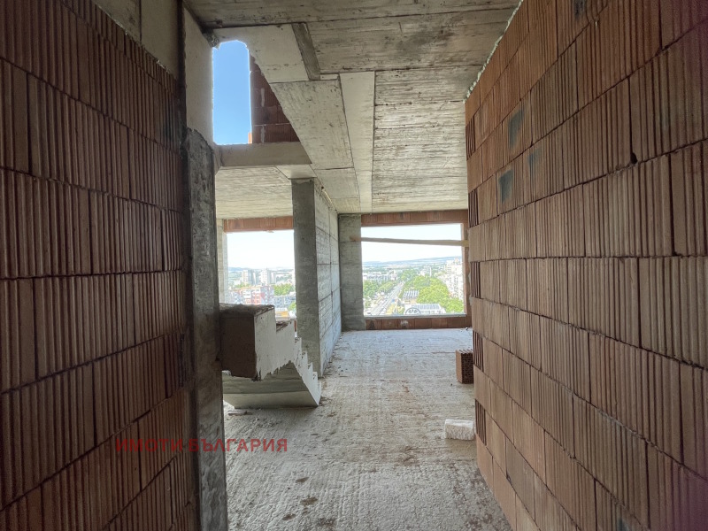 Продаја  2 спаваће собе Варна , Младост 1 , 220 м2 | 44610089 - слика [8]