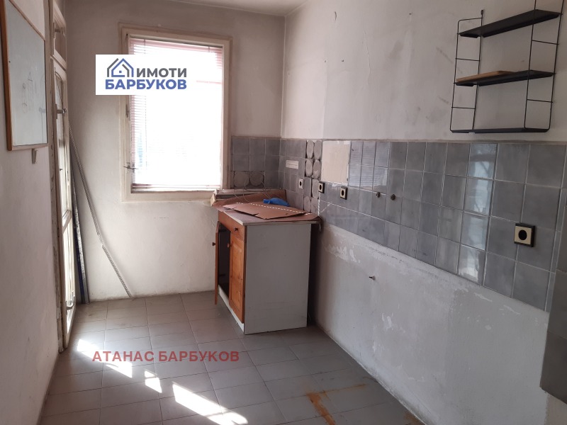 Продава 3-СТАЕН, гр. Русе, Централен кооп. пазар, снимка 3 - Aпартаменти - 47295270