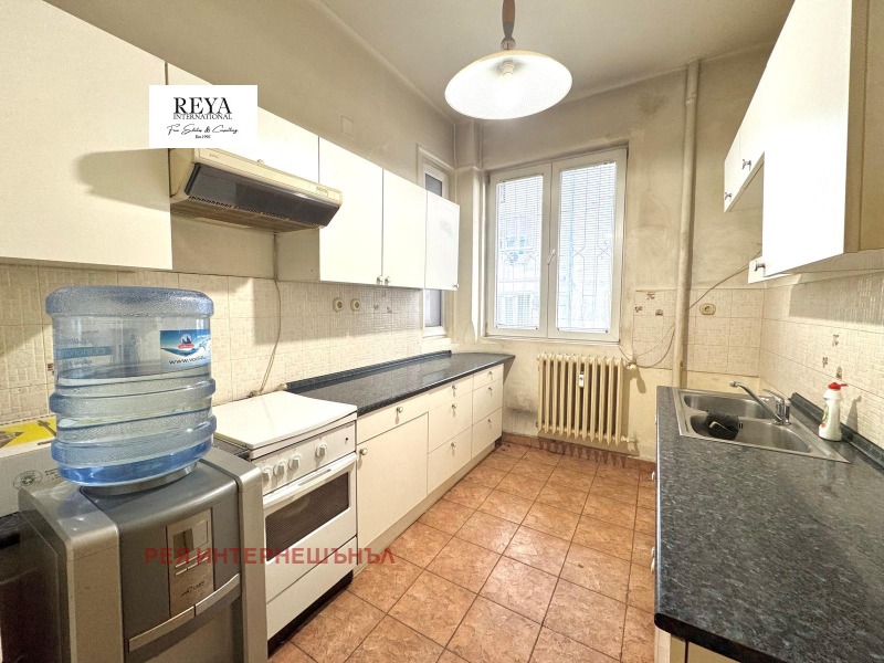 Продаја  3+ спаваћа соба Софија , Центар , 140 м2 | 32786062 - слика [10]