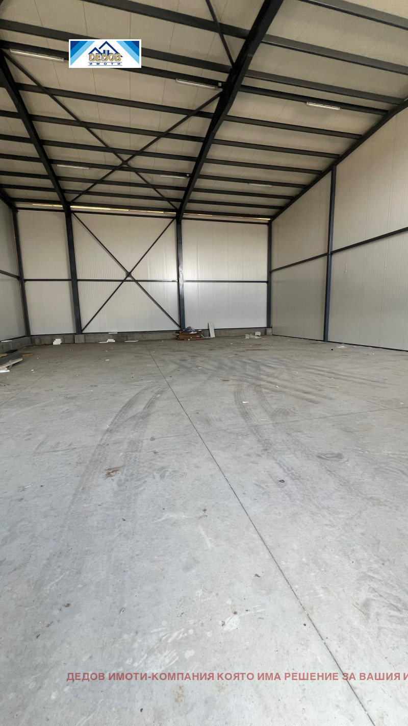 In vendita  Magazzinaggio Stara Zagora , Industrialna zona - zapad , 274 mq | 52448350 - Immagine [2]