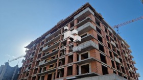 Продава 3-стаен град Пловдив Тракия - [1] 