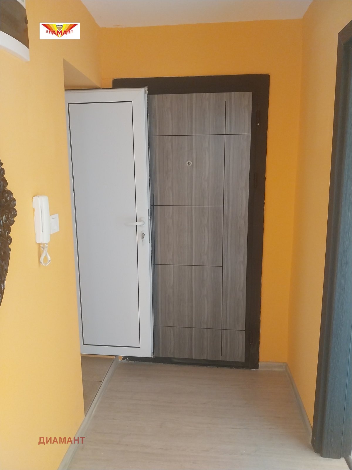 Продава 2-СТАЕН, гр. Стара Загора, Център, снимка 3 - Апартаменти - 54775417