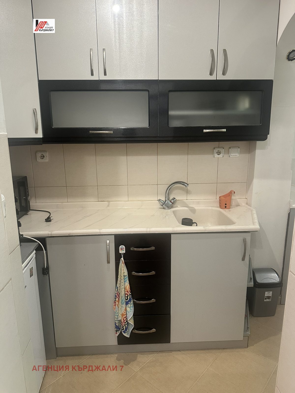 Продава 2-СТАЕН, гр. Кърджали, Център, снимка 10 - Апартаменти - 55735416