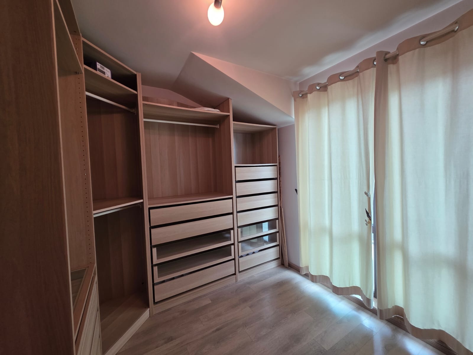 Продава 3-СТАЕН, гр. Хасково, Овчарски, снимка 12 - Апартаменти - 55027193