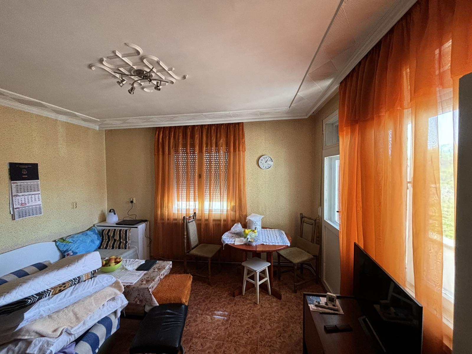 Продава ЕТАЖ ОТ КЪЩА, гр. Баня, област Пловдив, снимка 5 - Етаж от къща - 54364997