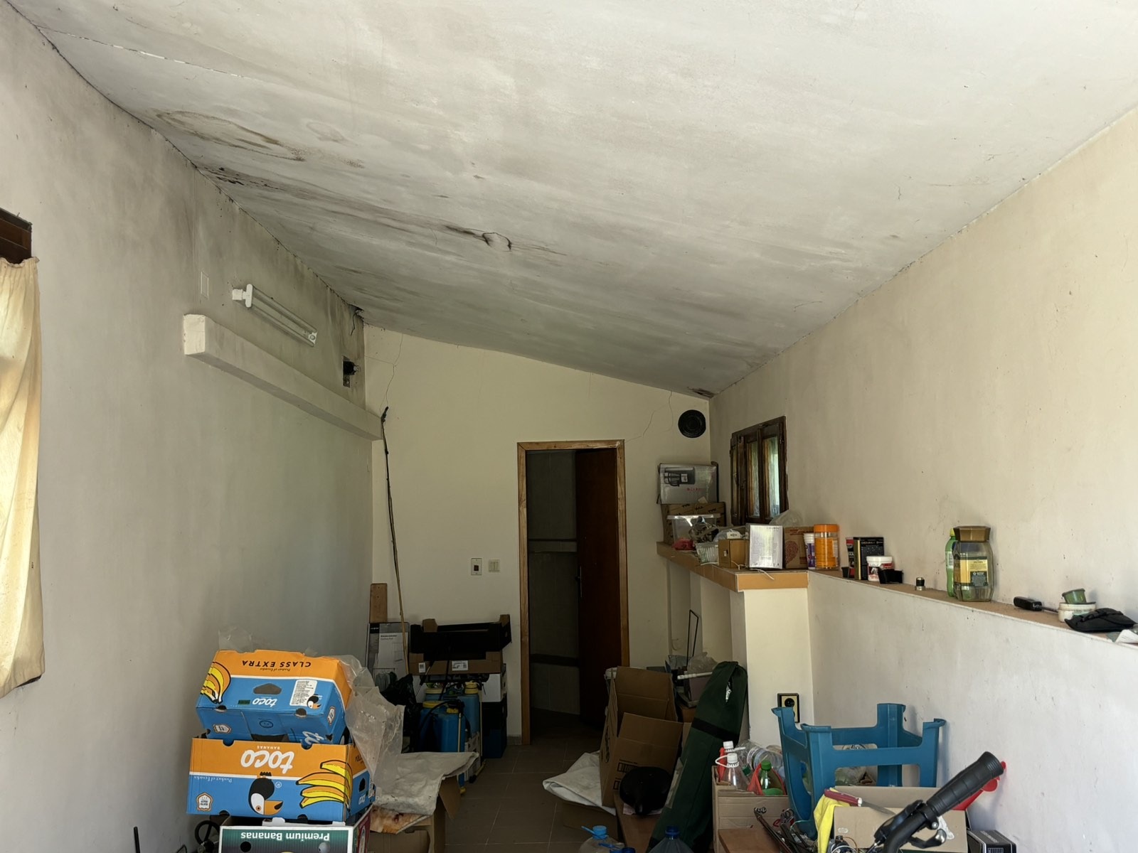 Продава ЕТАЖ ОТ КЪЩА, гр. Баня, област Пловдив, снимка 12 - Етаж от къща - 54364997