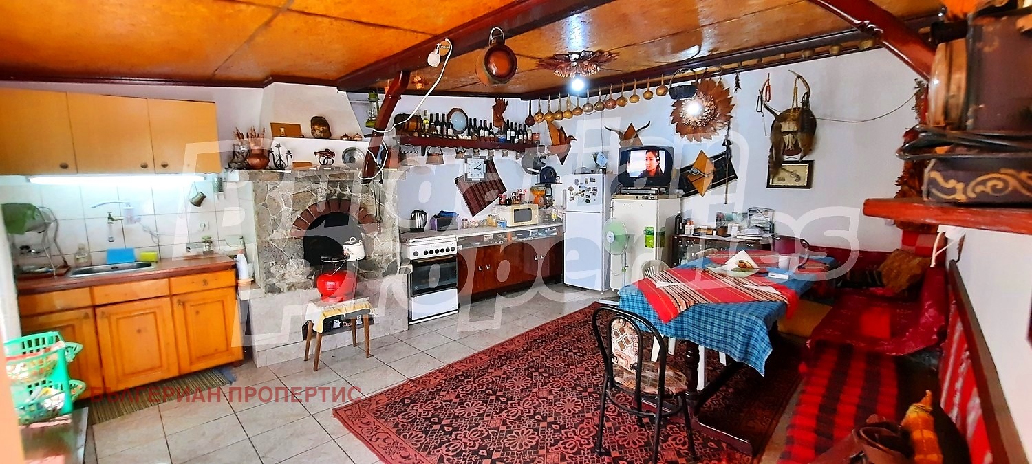 Продава КЪЩА, с. Соколово, област Добрич, снимка 4 - Къщи - 56426356