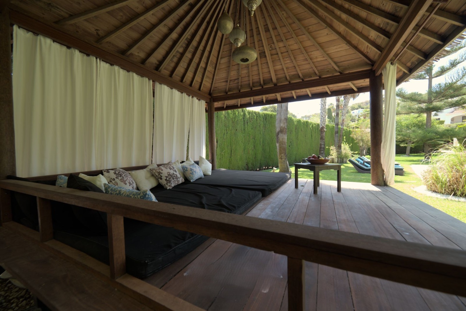 Продава ВИЛА, гр. София, Център, снимка 7 - Вили - 54343920