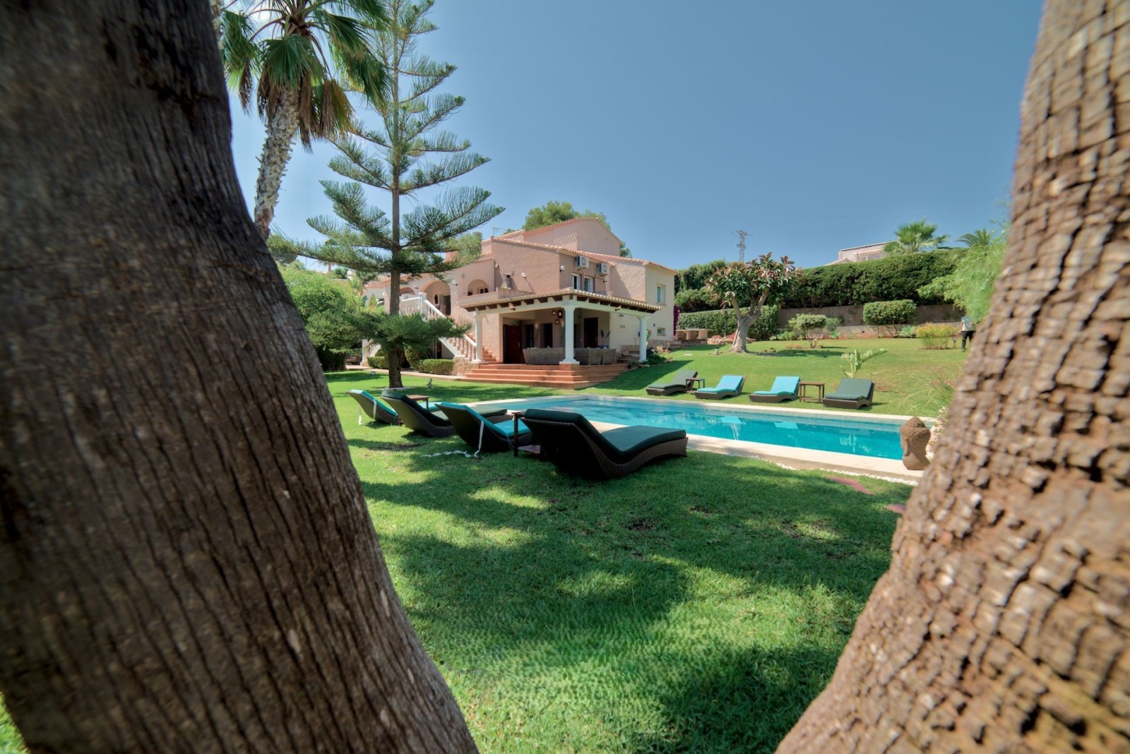 Продава ВИЛА, гр. София, Център, снимка 6 - Вили - 54343920