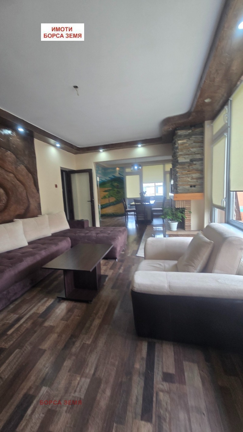 Продава 3-СТАЕН в град Търговище, Запад 1 - 80 кв.м / 95 000 € » 185 803.85 лв., БОРСА ЗЕМЯ