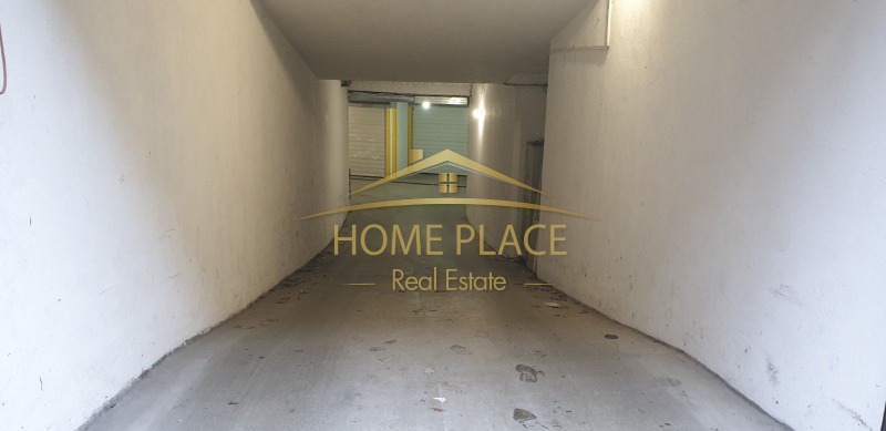 Продава ГАРАЖ в град Варна, Гръцка махала - 30 кв.м / 60 000 € » 117 349.80 лв., ХОУМ ПЛЕЙС