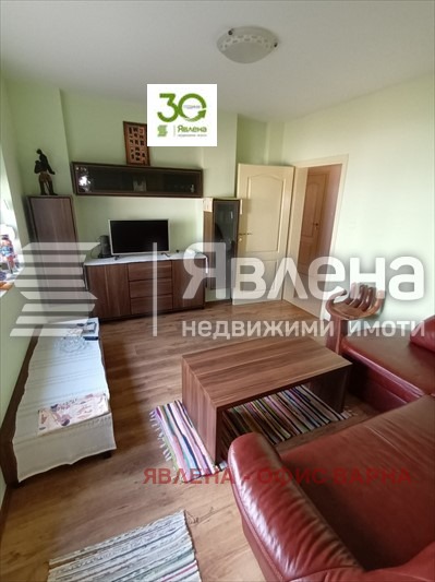 Продава 3-СТАЕН, гр. Варна, Цветен квартал, снимка 1 - Aпартаменти - 47348493