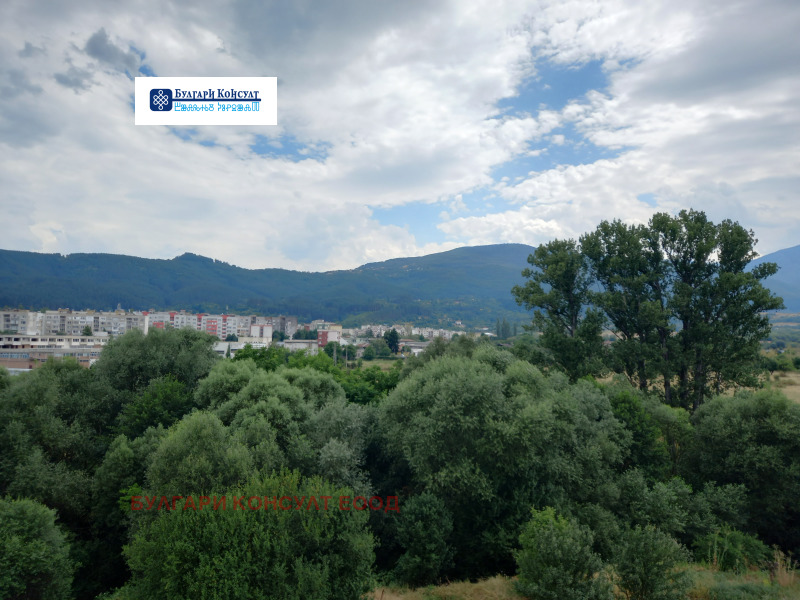 For Sale  3+ bedroom Kyustendil , Mogilata , 146 sq.m | 53721282