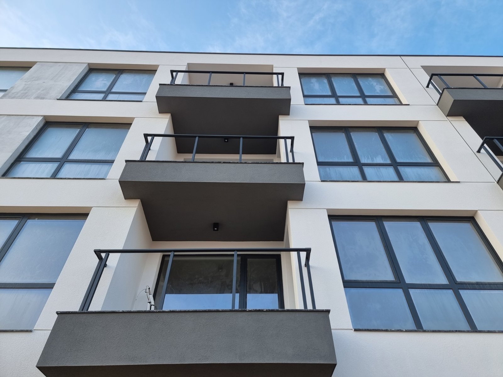 Продава 2-СТАЕН, гр. Пловдив, Остромила