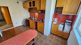 2 slaapkamers Abitrus, Razgrad 1