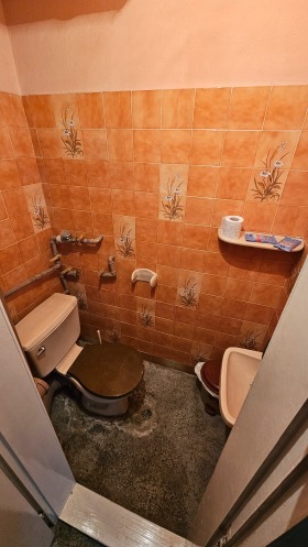 2 slaapkamers Abitrus, Razgrad 11