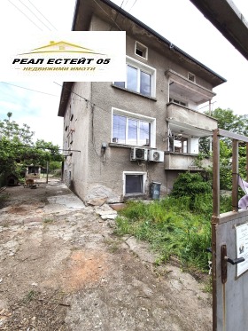 Andar da casa Stamboliiski, região Plovdiv 1