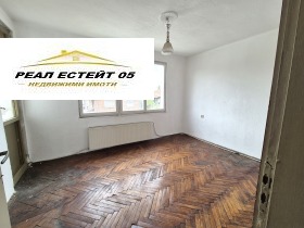 Andar da casa Stamboliiski, região Plovdiv 9