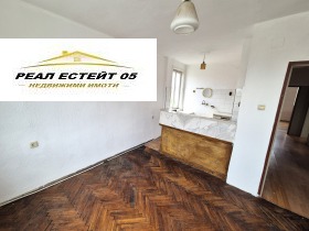 Andar da casa Stamboliiski, região Plovdiv 8