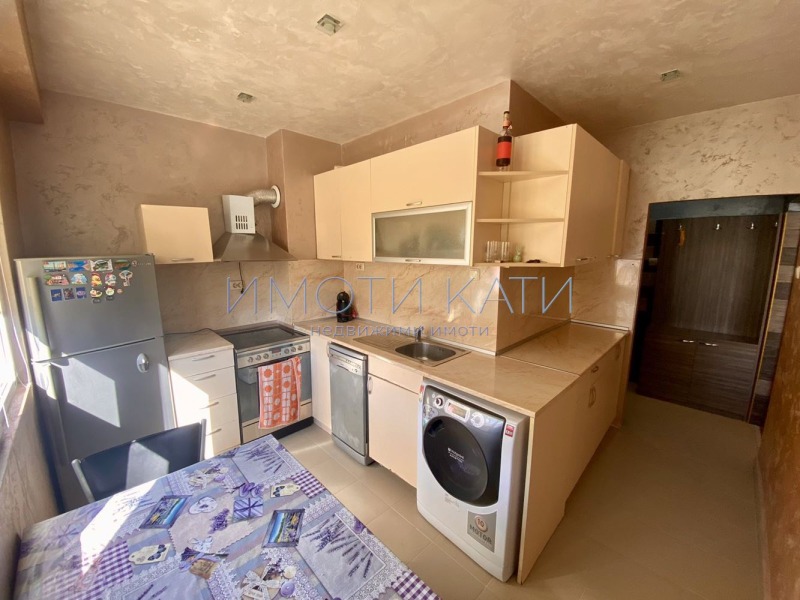 Na prodej  1 ložnice Pernik , Iztok , 61 m2 | 75403927