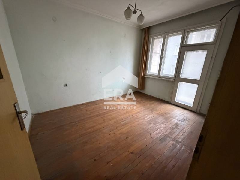 Продава МНОГОСТАЕН, гр. Хасково, Промишлена зона - Изток, снимка 11 - Апартаменти - 53263087