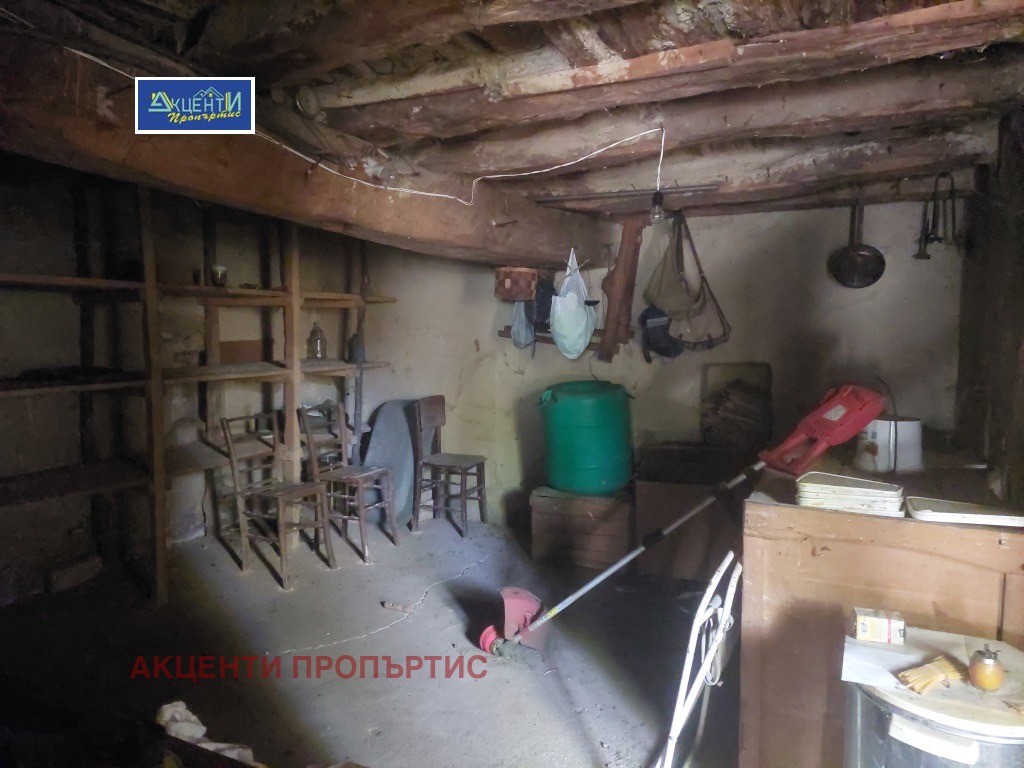 Продава КЪЩА, с. Мусина, област Велико Търново, снимка 2 - Къщи - 51558212